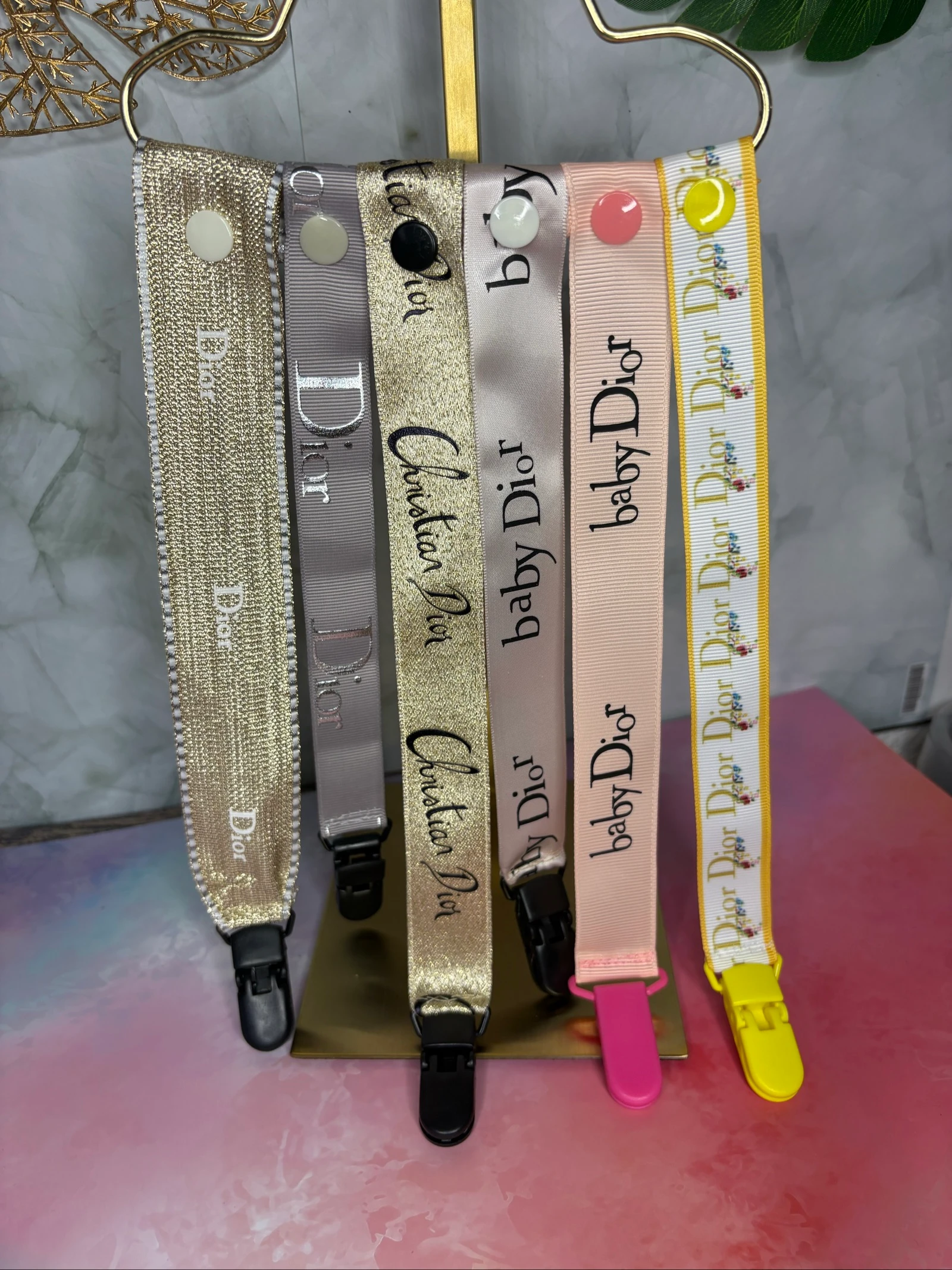 Attache tétine personnalisable – Plusieurs modèles disponibles